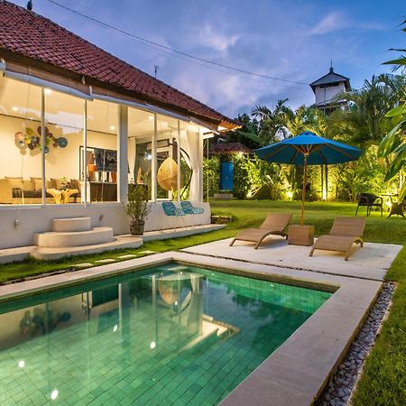 Villa Janitra Seminyak Esterno foto