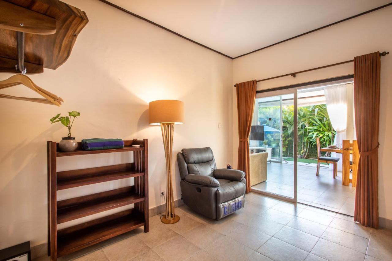 Villa Janitra Seminyak Esterno foto