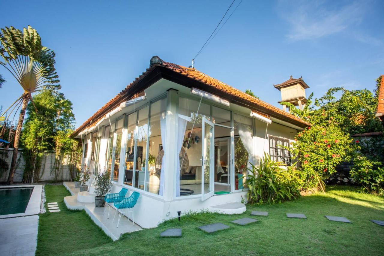 Villa Janitra Seminyak Esterno foto