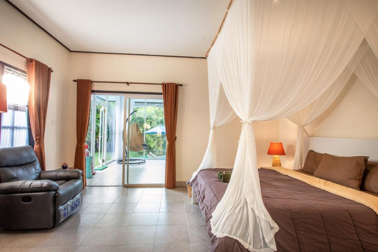 Villa Janitra Seminyak Esterno foto